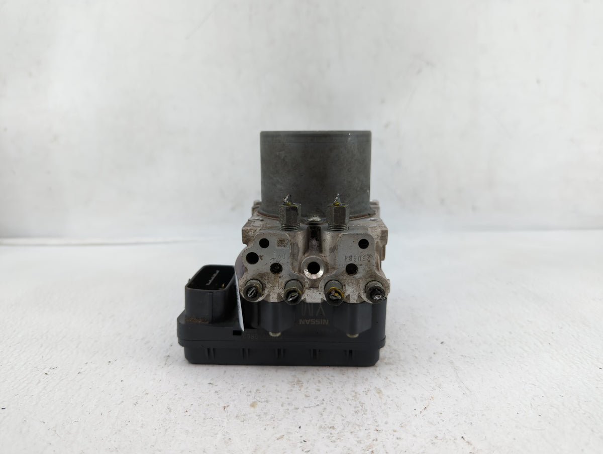 2016-2017 Infiniti Q50 Anti-Lock Brake ABS Pump Module Actuator OEM P/N:47660 4GH0A 47660 4GK0A Fits Fits 2016 2017 OEM Used