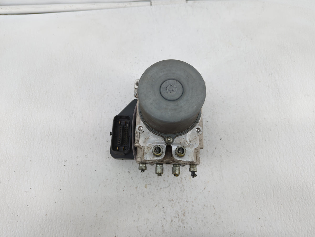 2016-2017 Infiniti Q50 Anti-Lock Brake ABS Pump Module Actuator OEM P/N:47660 4GH0A 47660 4GK0A Fits Fits 2016 2017 OEM Used