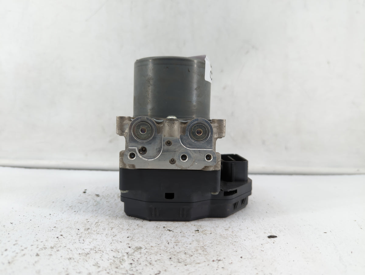 2016-2017 Infiniti Q50 Anti-Lock Brake ABS Pump Module Actuator OEM P/N:47660 4GH0A 47660 4GK0A Fits Fits 2016 2017 OEM Used