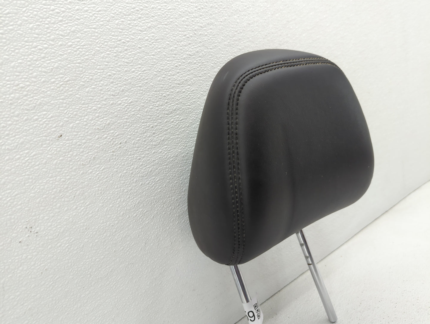 2016-2017 Infiniti Q50 Headrest Head Rest Front Driver Passenger Seat - Oemusedautoparts1.com
