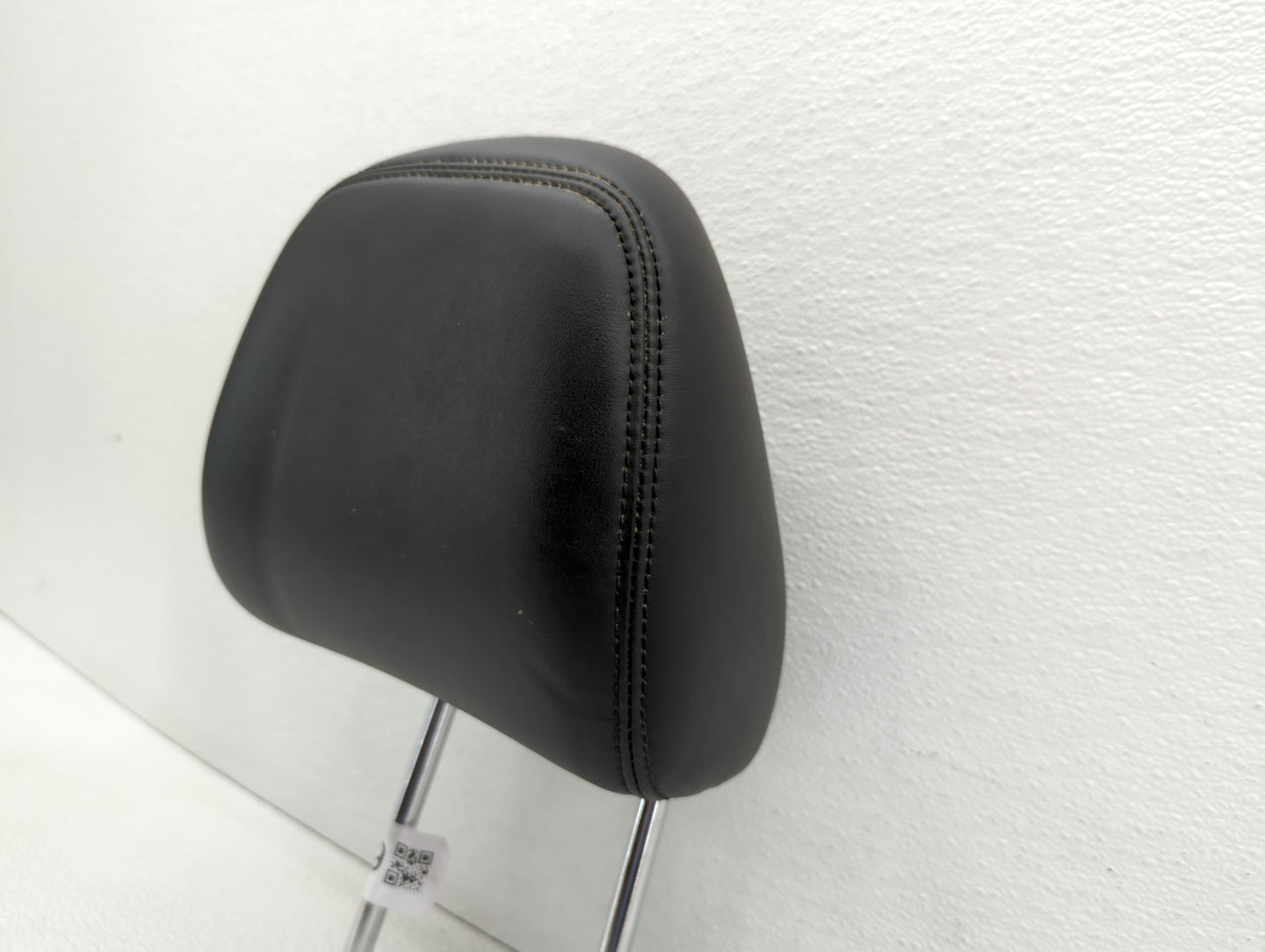 2016-2017 Infiniti Q50 Headrest Head Rest Front Driver Passenger Seat - Oemusedautoparts1.com