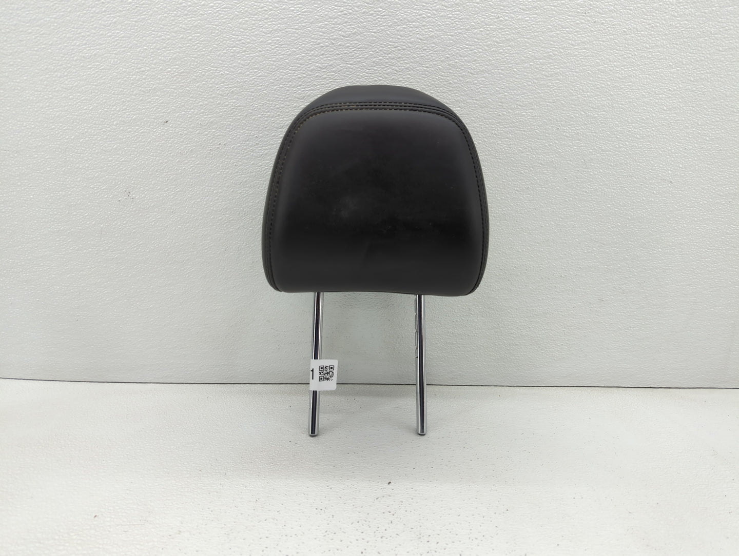2017-2018 Infiniti Q50 Headrest Head Rest Front Driver Passenger Seat - Oemusedautoparts1.com
