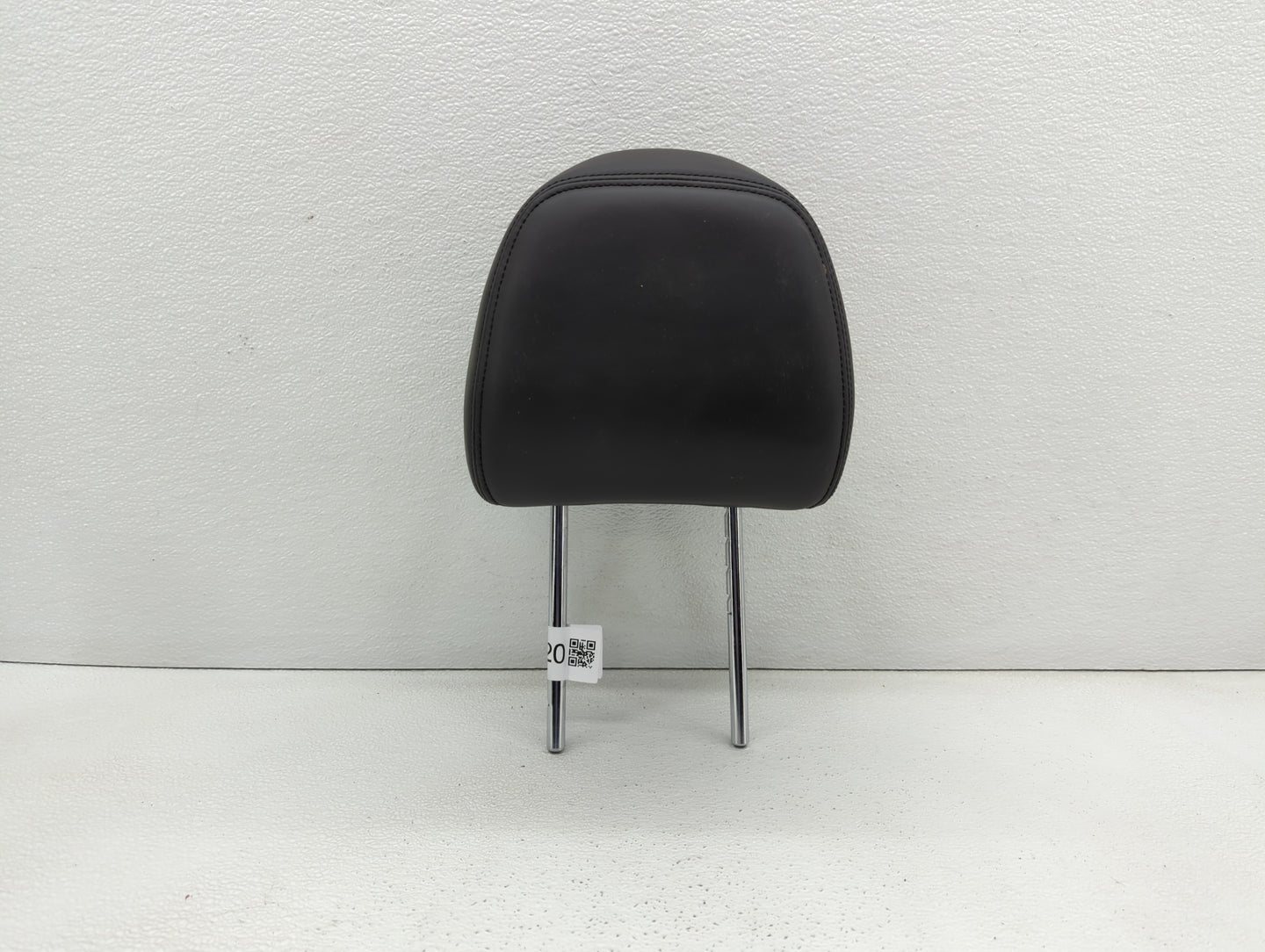 2017-2018 Infiniti Q50 Headrest Head Rest Front Driver Passenger Seat - Oemusedautoparts1.com