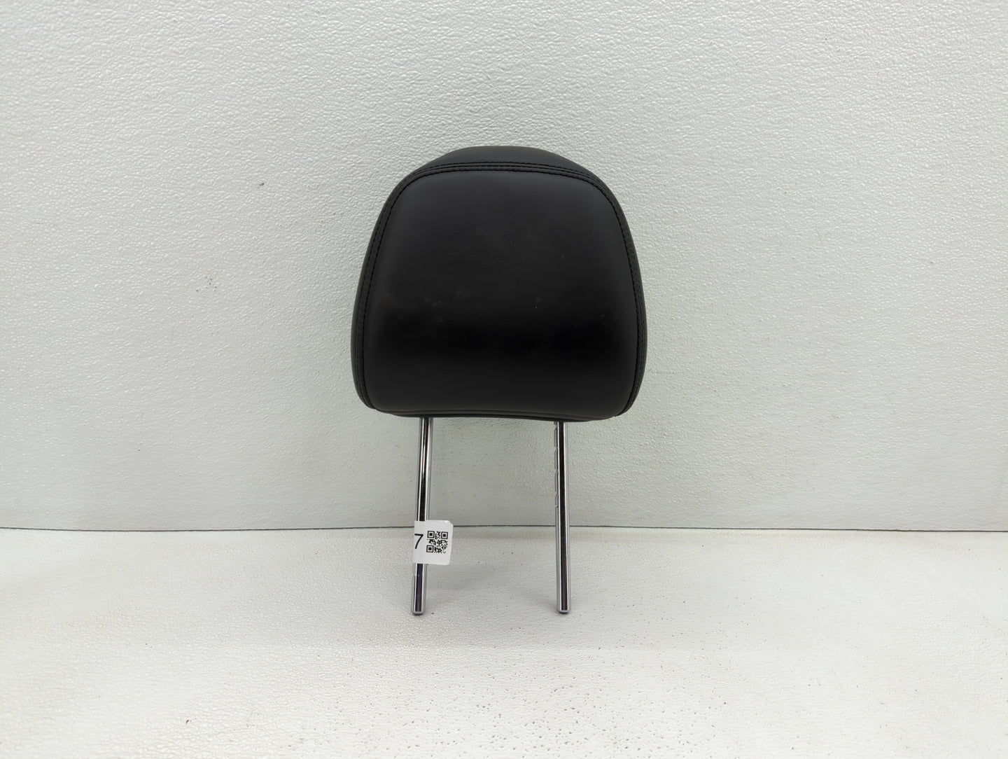 2016-2017 Infiniti Q50 Headrest Head Rest Front Driver Passenger Seat - Oemusedautoparts1.com