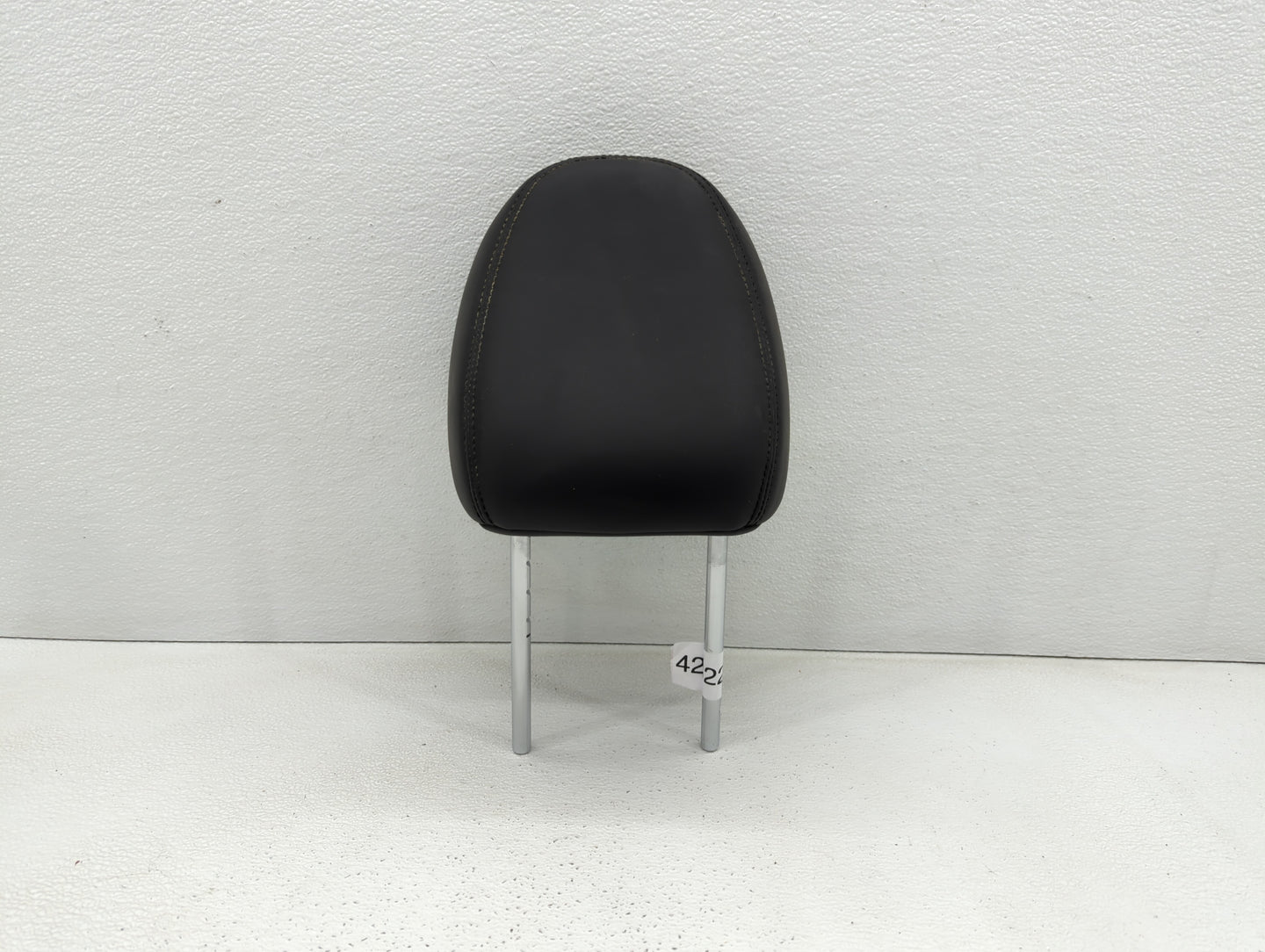 2016-2017 Infiniti Q50 Headrest Head Rest Front Driver Passenger Seat - Oemusedautoparts1.com