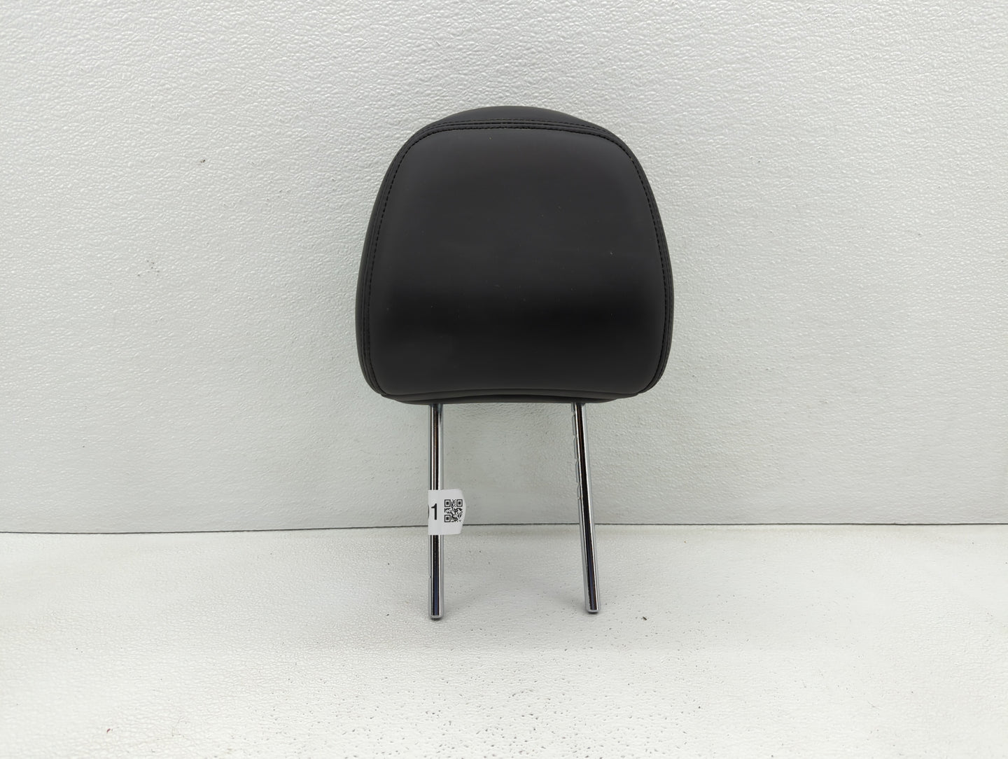 2016-2017 Infiniti Q50 Headrest Head Rest Front Driver Passenger Seat - Oemusedautoparts1.com
