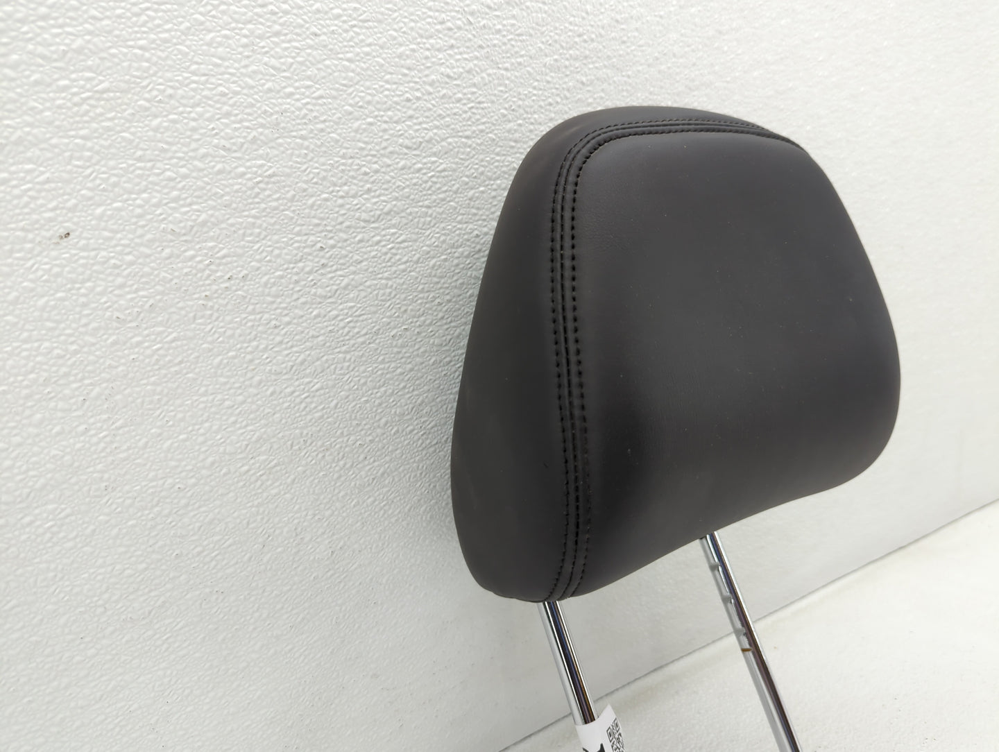 2016-2017 Infiniti Q50 Headrest Head Rest Front Driver Passenger Seat - Oemusedautoparts1.com