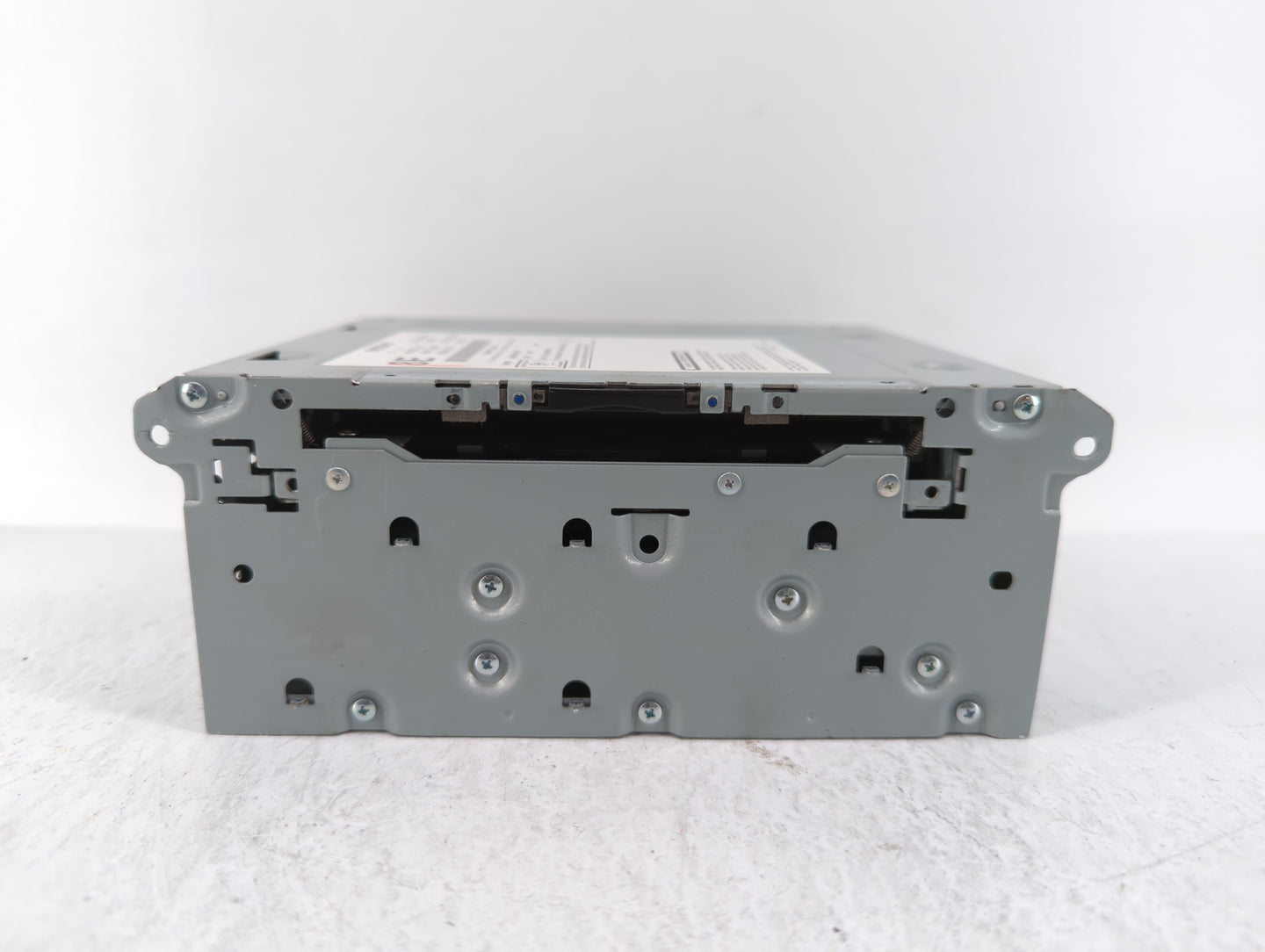 2016-2018 Infiniti Q50 Am Fm Cd Player Radio Receiver - Oemusedautoparts1.com