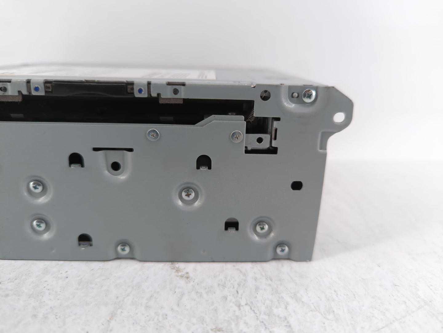 2016-2018 Infiniti Q50 Am Fm Cd Player Radio Receiver - Oemusedautoparts1.com