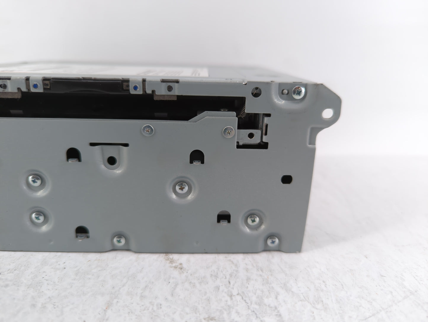 2016-2018 Infiniti Q50 Am Fm Cd Player Radio Receiver - Oemusedautoparts1.com