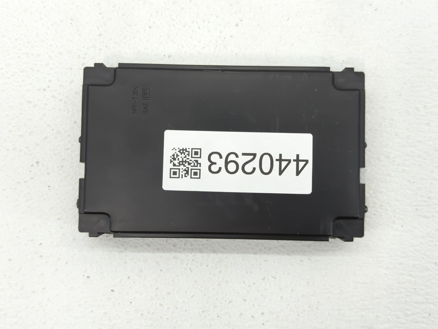 2016-2018 Infiniti Q50 Am Fm Cd Player Radio Receiver - Oemusedautoparts1.com