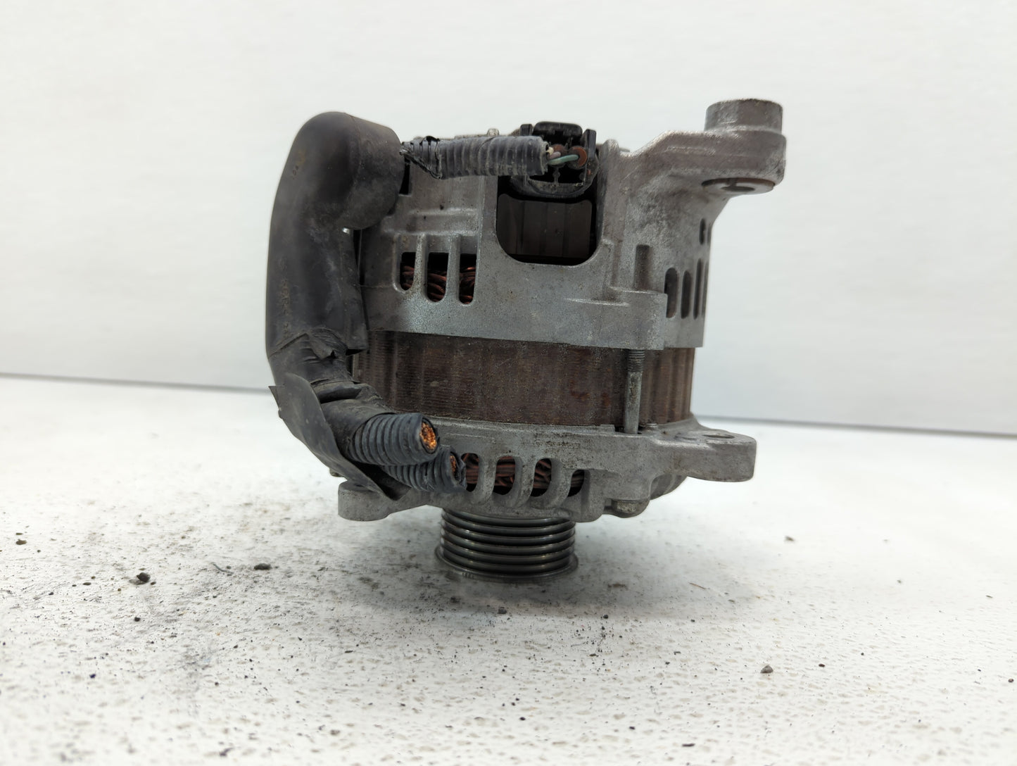 2016-2020 Infiniti Q50 Alternator Replacement Generator Charging Assembly Engine OEM P/N:23100 4HK6A 23100 4HK1A Fits OEM Us