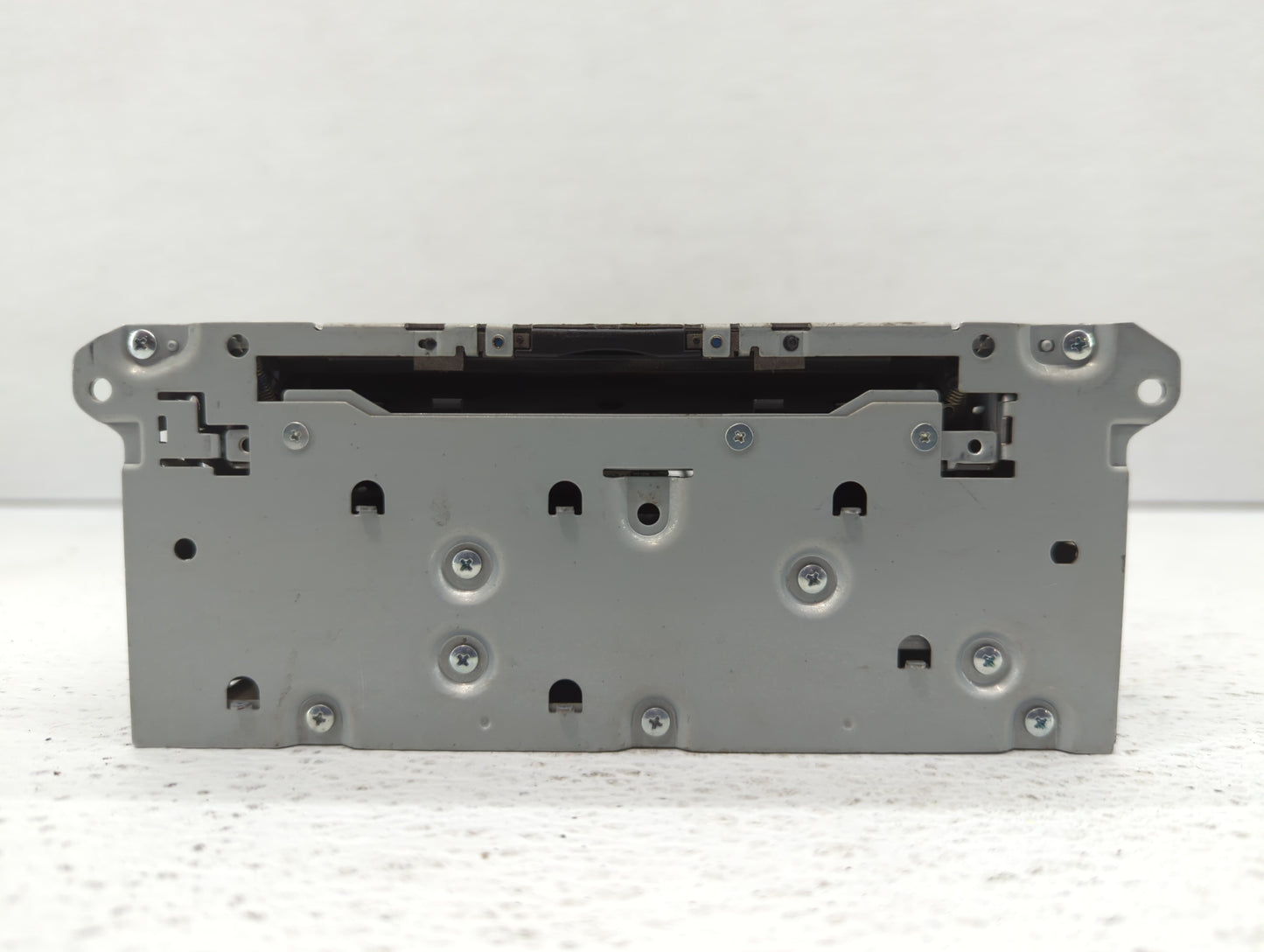 2016-2018 Infiniti Q50 Am Fm Cd Player Radio Receiver - Oemusedautoparts1.com