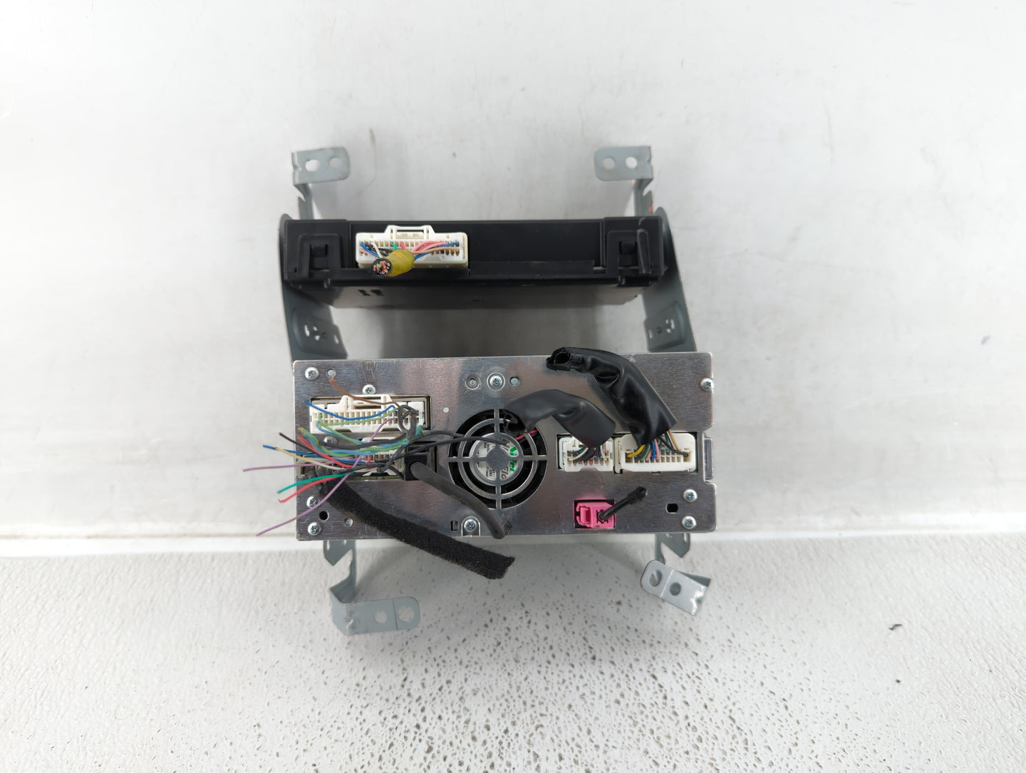 2015-2019 Infiniti Q50 Am Fm Cd Player Radio Receiver - Oemusedautoparts1.com