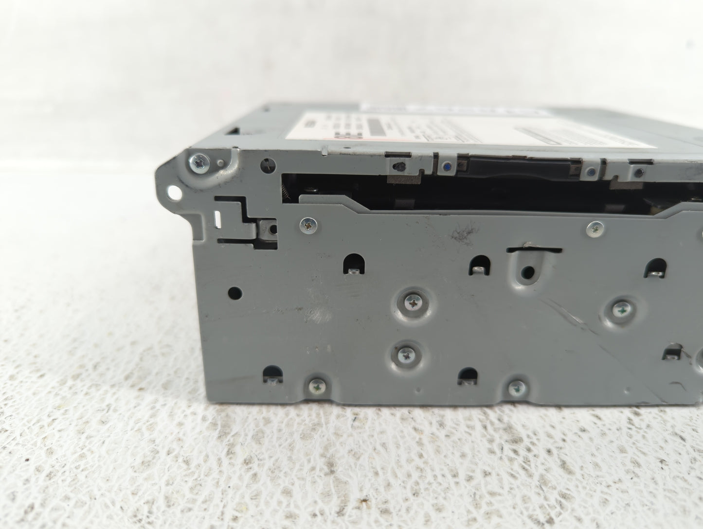2016-2018 Infiniti Q50 Am Fm Cd Player Radio Receiver - Oemusedautoparts1.com