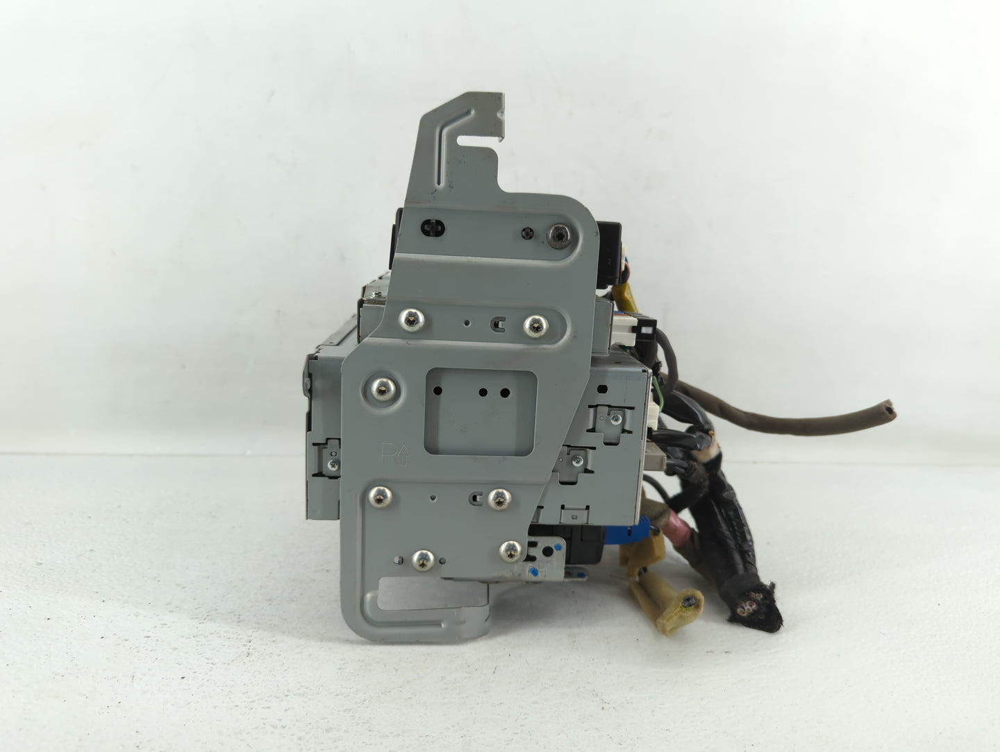 2014-2018 Infiniti Q50 Am Fm Cd Player Radio Receiver - Oemusedautoparts1.com