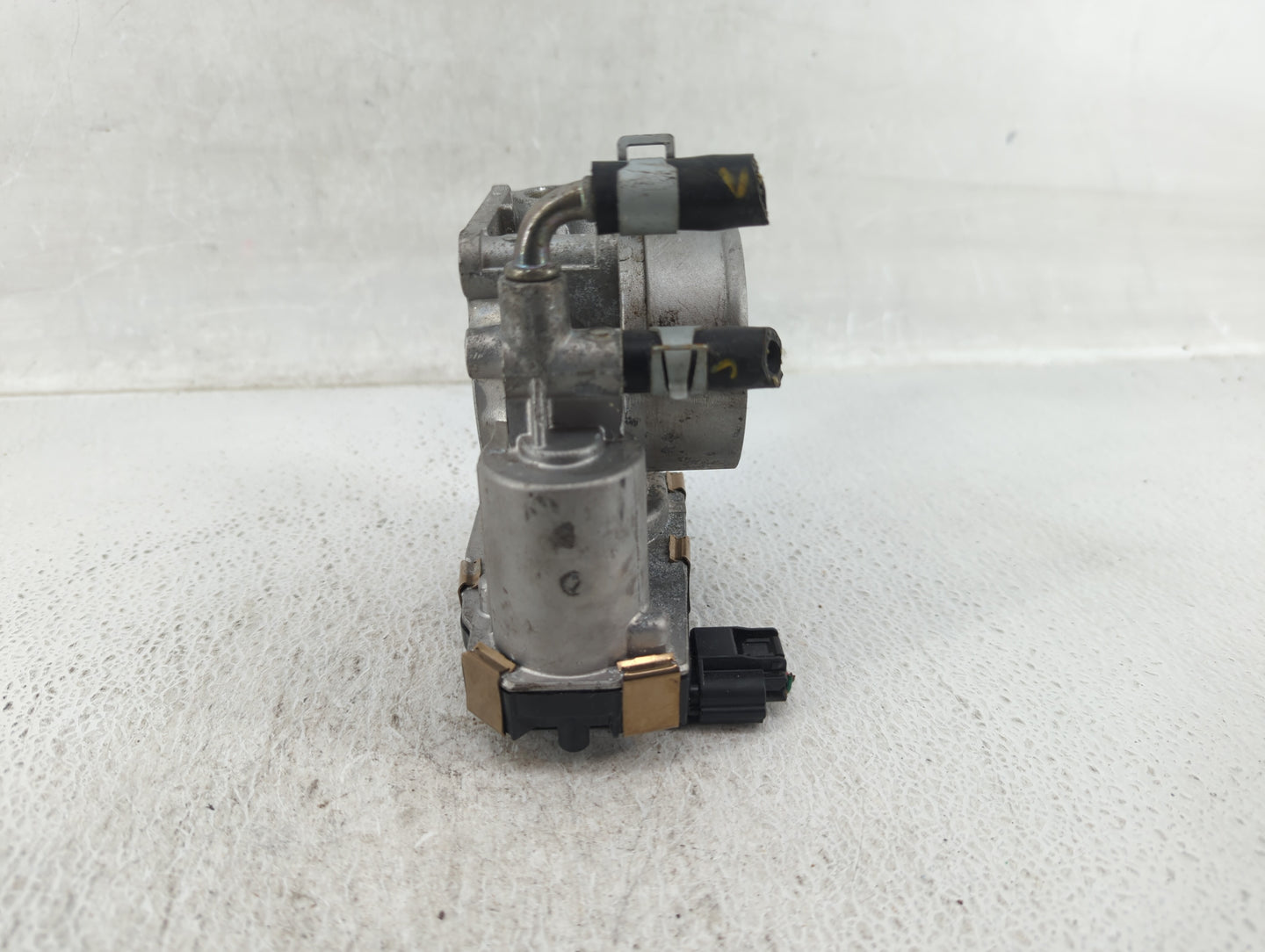 2016-2020 Infiniti Q50 Throttle Body P/N:RME60-52 Fits Fits 2016 2017 2018 2019 2020 OEM Used Auto Parts - Oemusedautoparts1