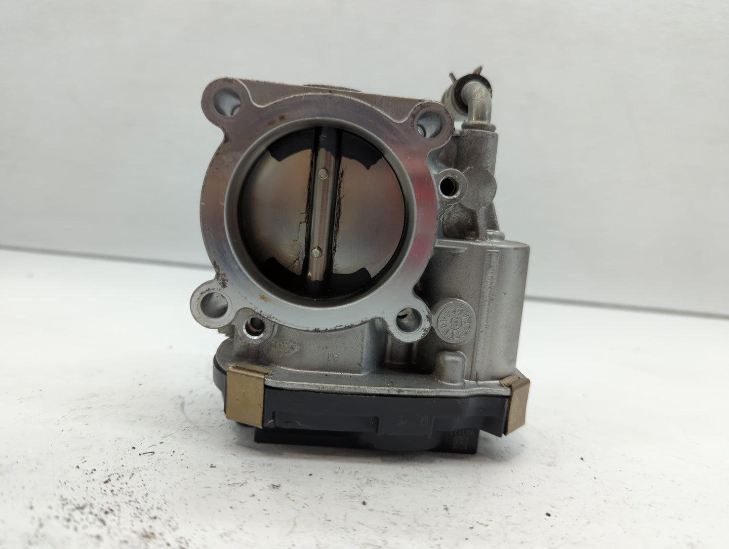 2016-2020 Infiniti Q50 Throttle Body P/N:RME60-52 Fits Fits 2016 2017 2018 2019 2020 OEM Used Auto Parts - Oemusedautoparts1