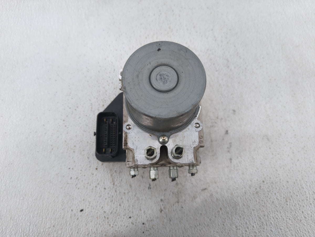 2016-2017 Infiniti Q50 Anti-Lock Brake ABS Pump Module Actuator OEM P/N:133000-0782 47660 4GH0A Fits Fits 2016 2017 OEM Used