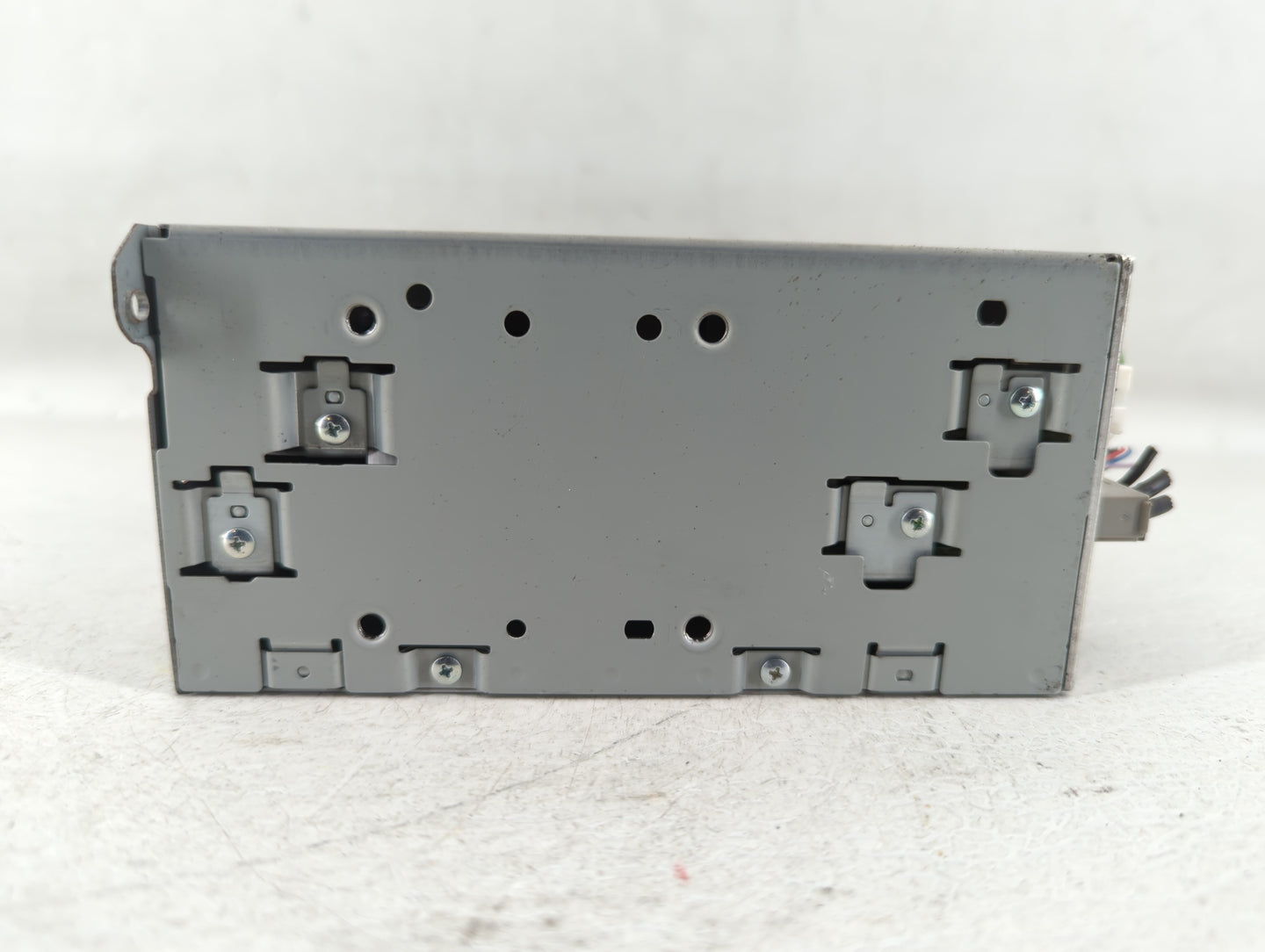 2016-2018 Infiniti Q50 Am Fm Cd Player Radio Receiver - Oemusedautoparts1.com
