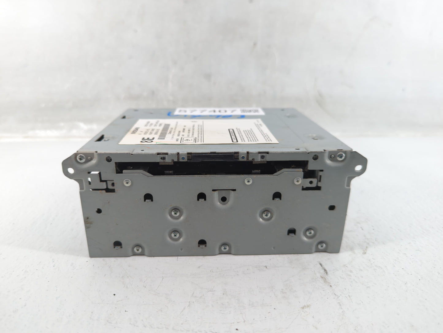 2016-2018 Infiniti Q50 Am Fm Cd Player Radio Receiver - Oemusedautoparts1.com