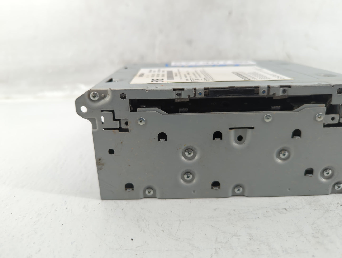 2016-2018 Infiniti Q50 Am Fm Cd Player Radio Receiver - Oemusedautoparts1.com