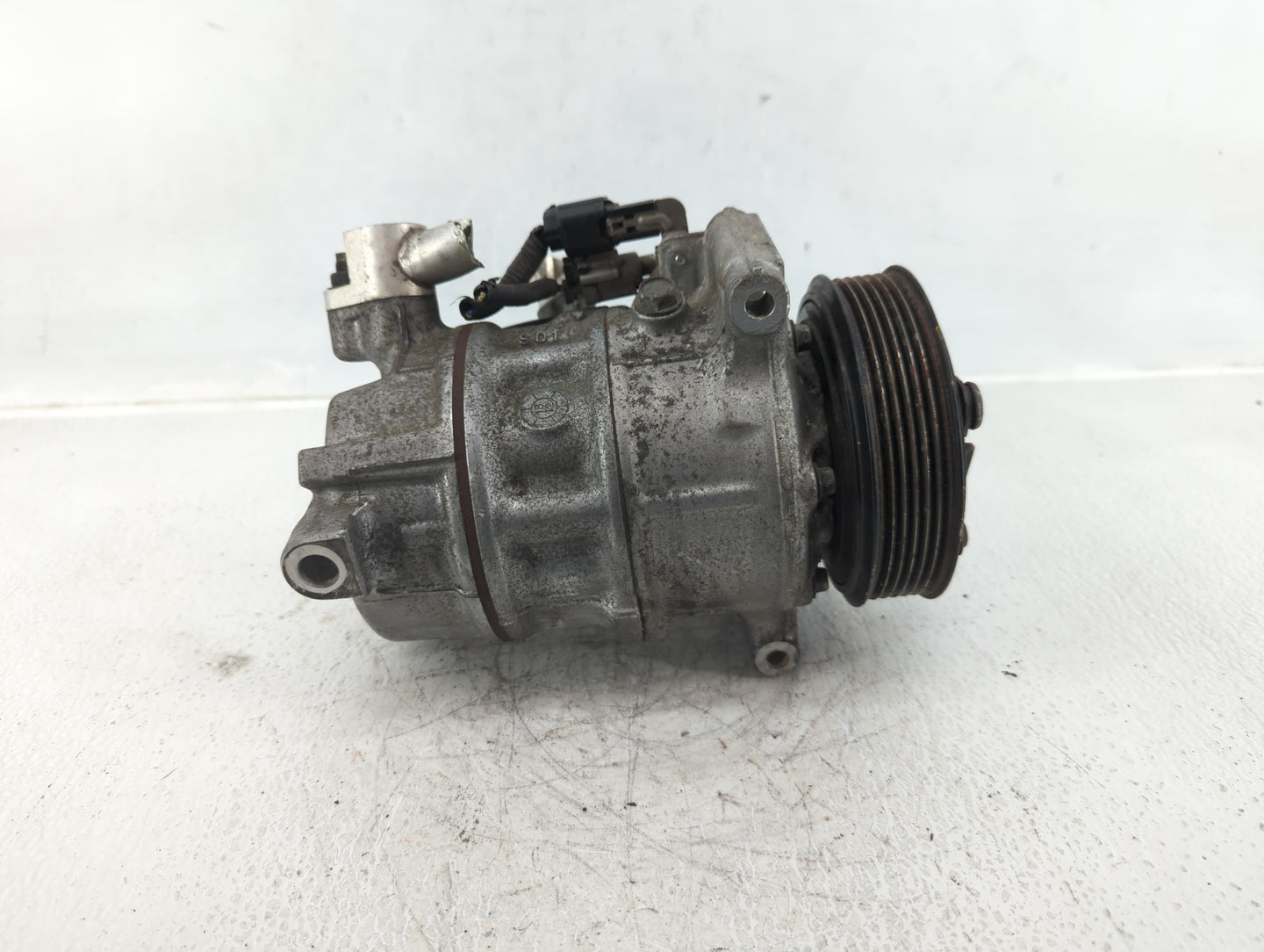 2016-2020 Infiniti Q50 Air Conditioning A/c Ac Compressor Oem - Oemusedautoparts1.com