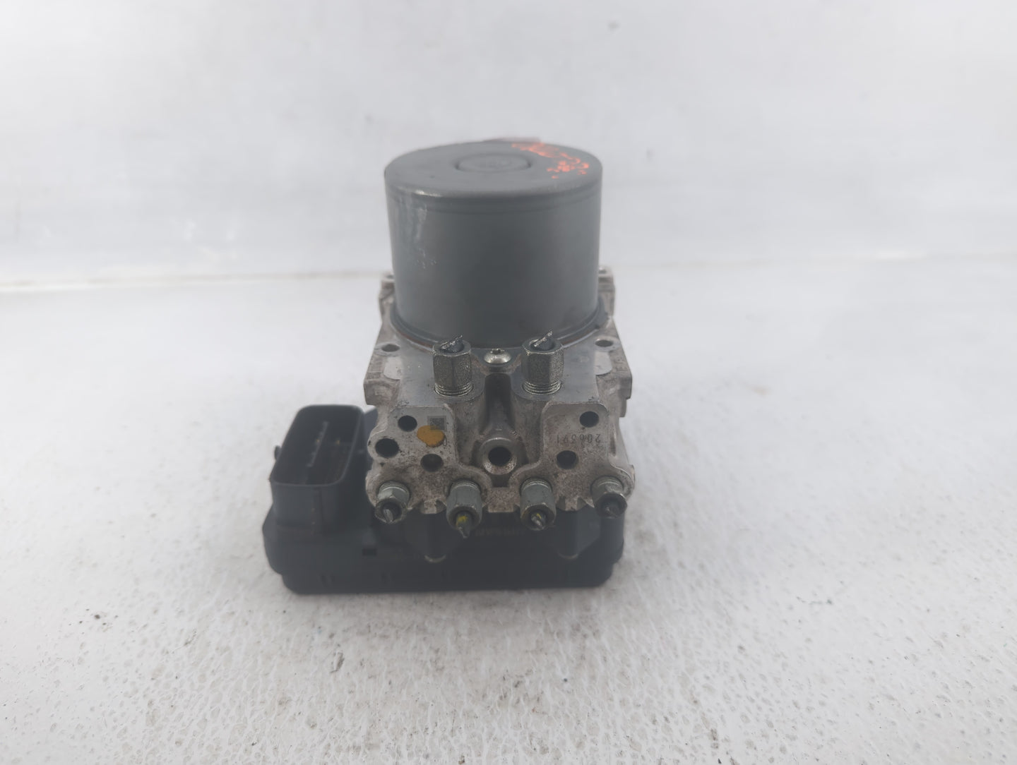 2016-2017 Infiniti Q50 ABS Pump Control Module Replacement P/N:47660 4GK0A Fits Fits 2016 2017 OEM Used Auto Parts - Oemused
