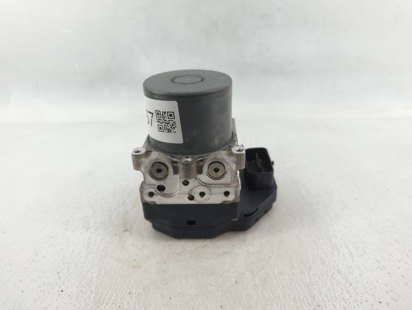 2016-2017 Infiniti Q50 ABS Pump Control Module Replacement P/N:133000-0802 47660 4GK0A Fits Fits 2016 2017 OEM Used Auto Par