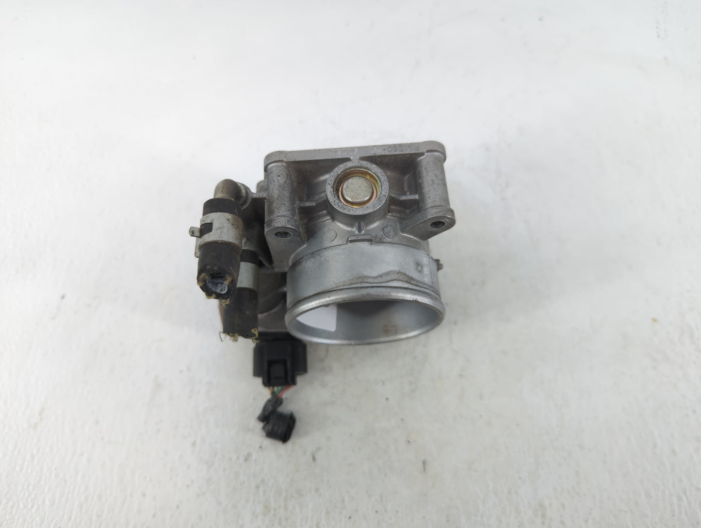 2016-2020 Infiniti Q50 Throttle Body P/N:RME60-52 Fits Fits 2016 2017 2018 2019 2020 OEM Used Auto Parts - Oemusedautoparts1