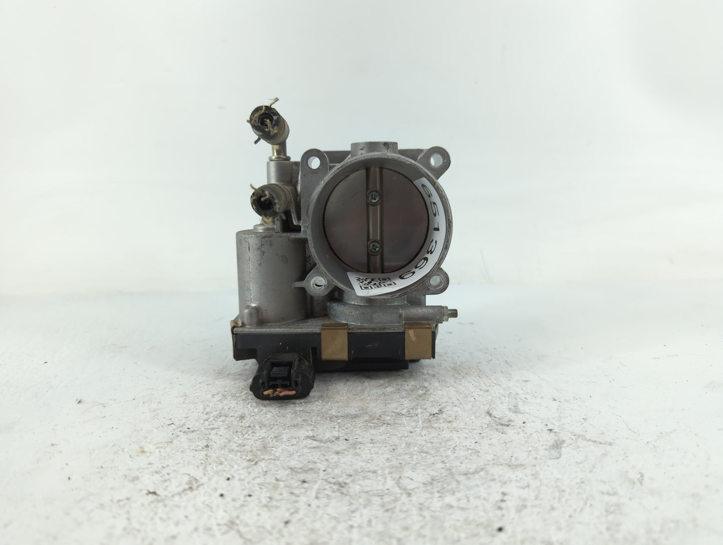 2016-2020 Infiniti Q50 Throttle Body P/N:6617 RME60-52 Fits Fits 2016 2017 2018 2019 2020 OEM Used Auto Parts - Oemusedautop