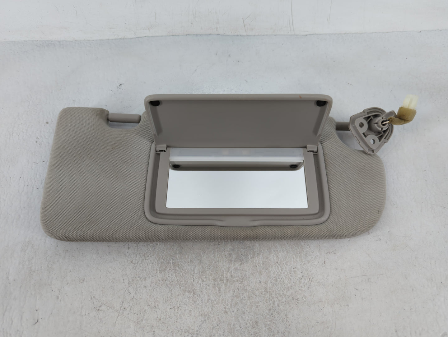 2014-2020 Infiniti Q50 Sun Visor Shade Replacement Passenger Right Mirror Fits Fits 2014 2015 2016 2017 2018 2019 2020 OEM U