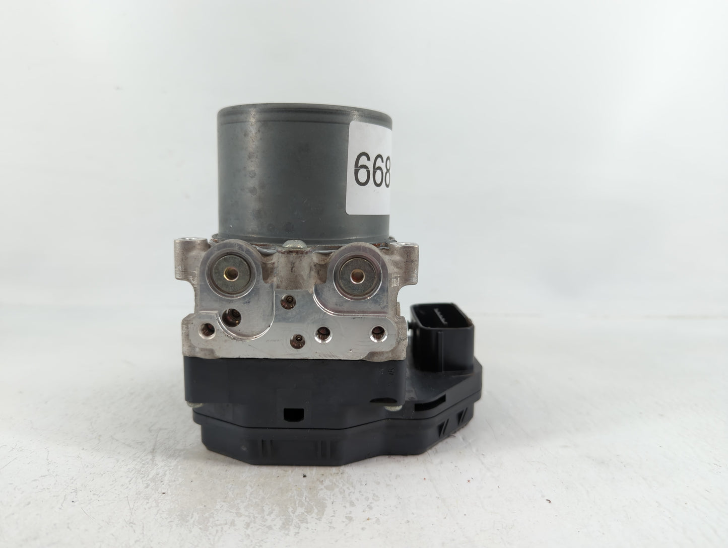 2016-2017 Infiniti Q50 ABS Pump Control Module Replacement P/N:47660 4GH0A 133000-0782 Fits Fits 2016 2017 OEM Used Auto Par