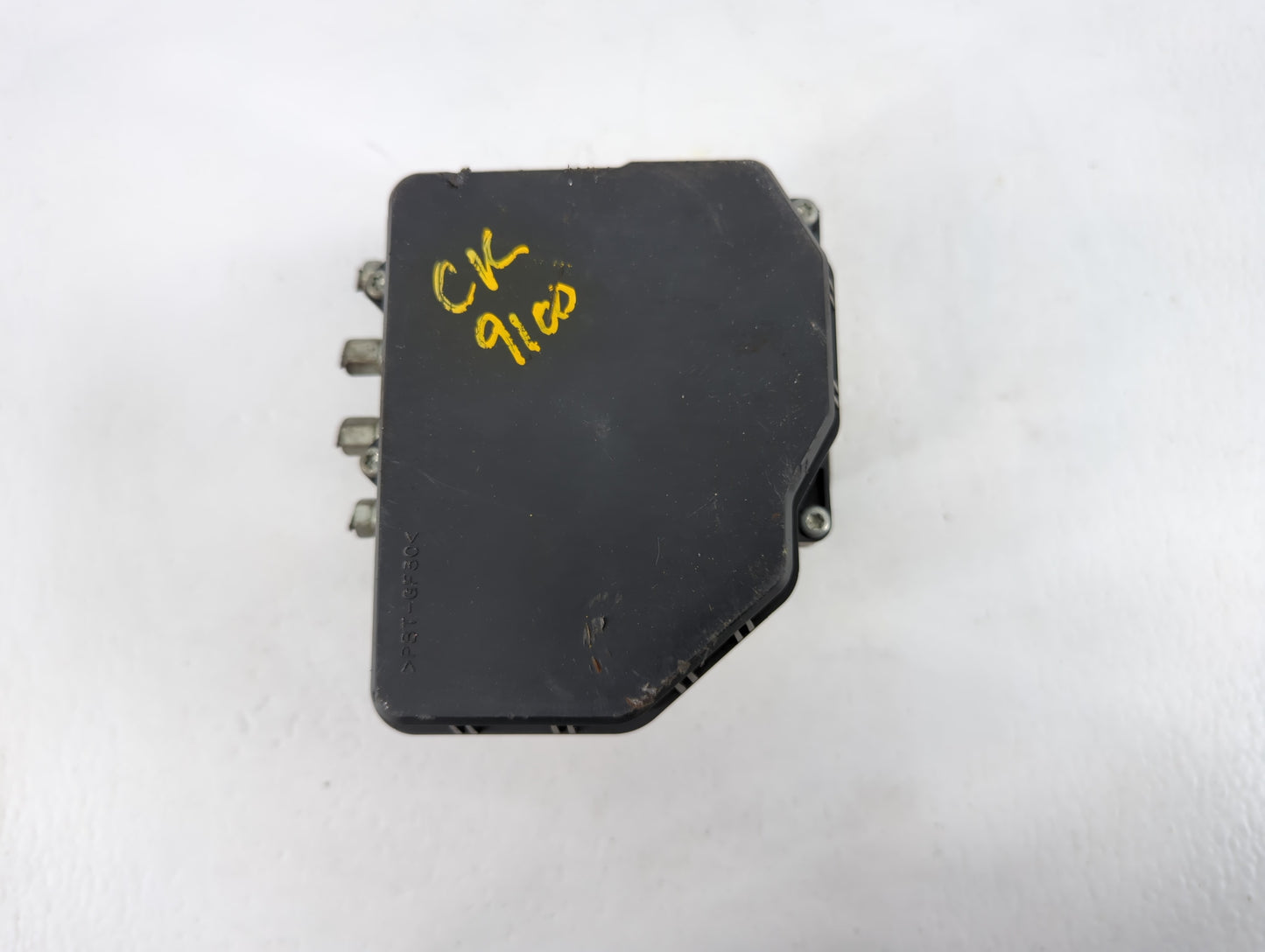 2016-2017 Infiniti Q50 ABS Pump Control Module Replacement P/N:47660 4GH0A 133000-0782 Fits Fits 2016 2017 OEM Used Auto Par