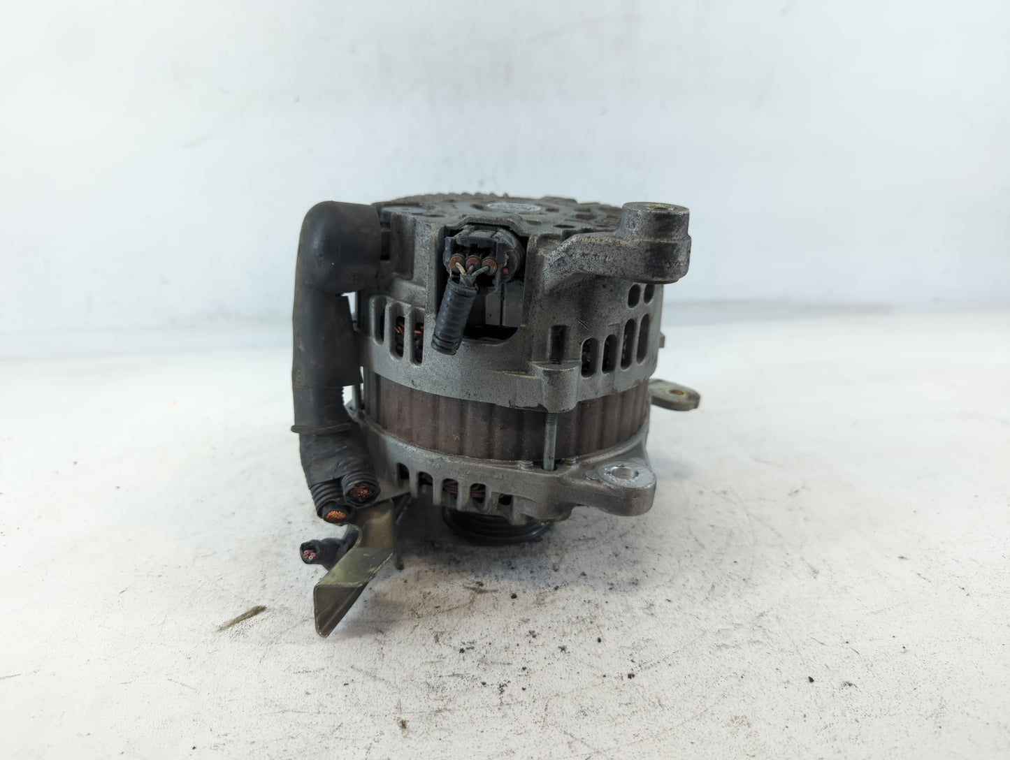 2016-2020 Infiniti Q50 Alternator Replacement Generator Charging Assembly Engine OEM P/N:23100 4HK6A Fits OEM Used Auto Part