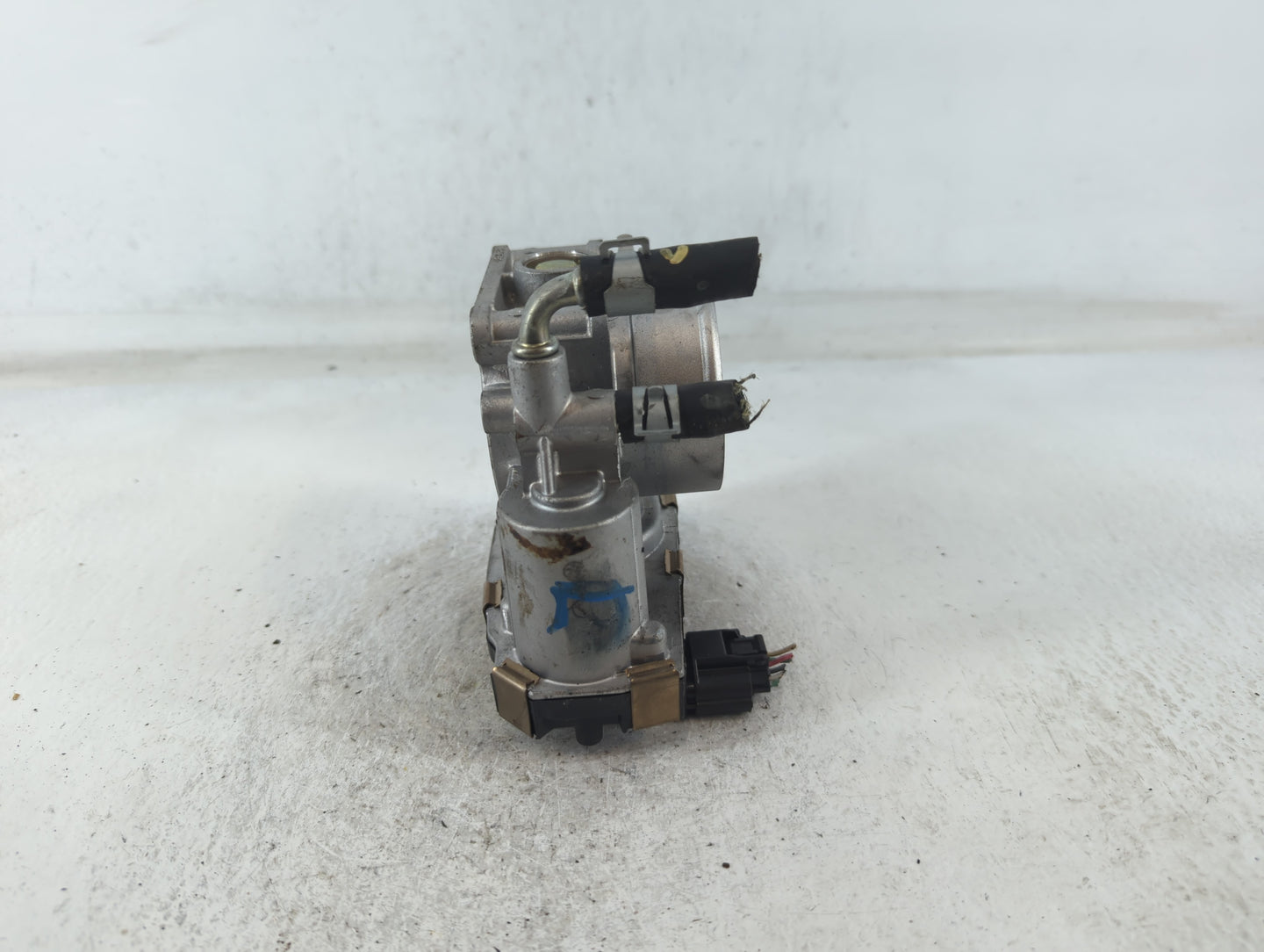 2016-2020 Infiniti Q50 Throttle Body P/N:7201 RME60-52 Fits Fits 2016 2017 2018 2019 2020 OEM Used Auto Parts - Oemusedautop