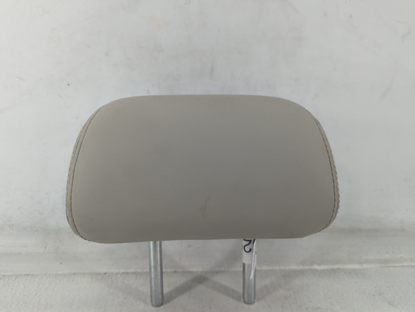 2016-2017 Infiniti Q50 Headrest Head Rest Front Driver Passenger Seat - Oemusedautoparts1.com