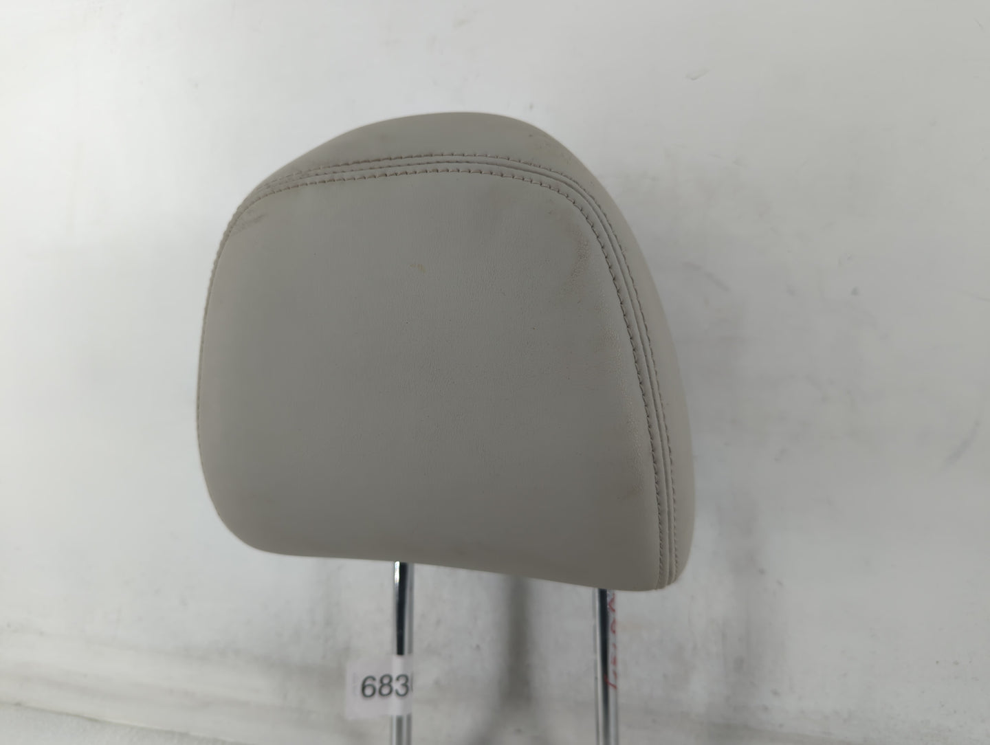 2017-2017 Infiniti Q50 Headrest Head Rest Front Driver Passenger Seat - Oemusedautoparts1.com