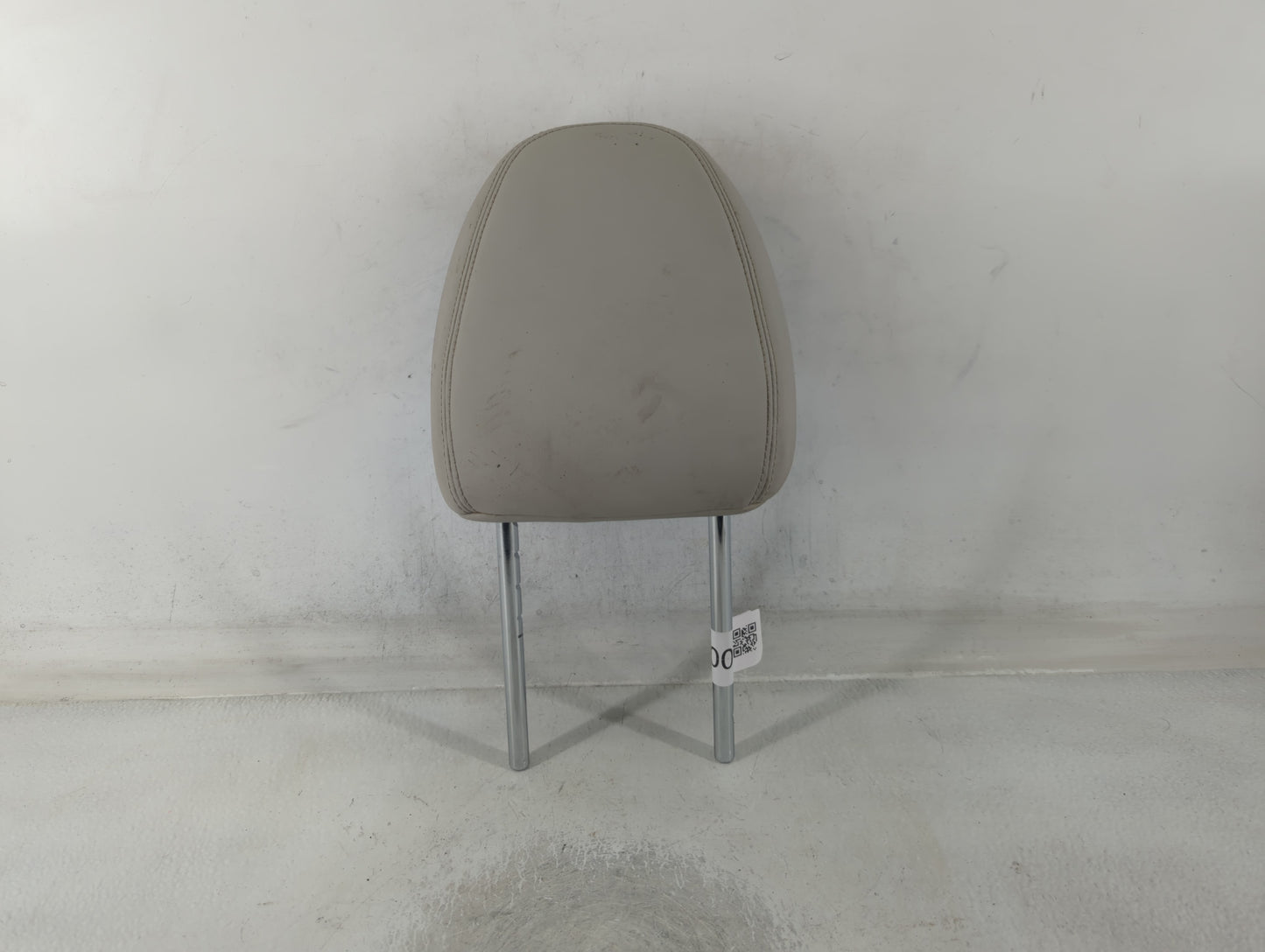 2017-2017 Infiniti Q50 Headrest Head Rest Front Driver Passenger Seat - Oemusedautoparts1.com