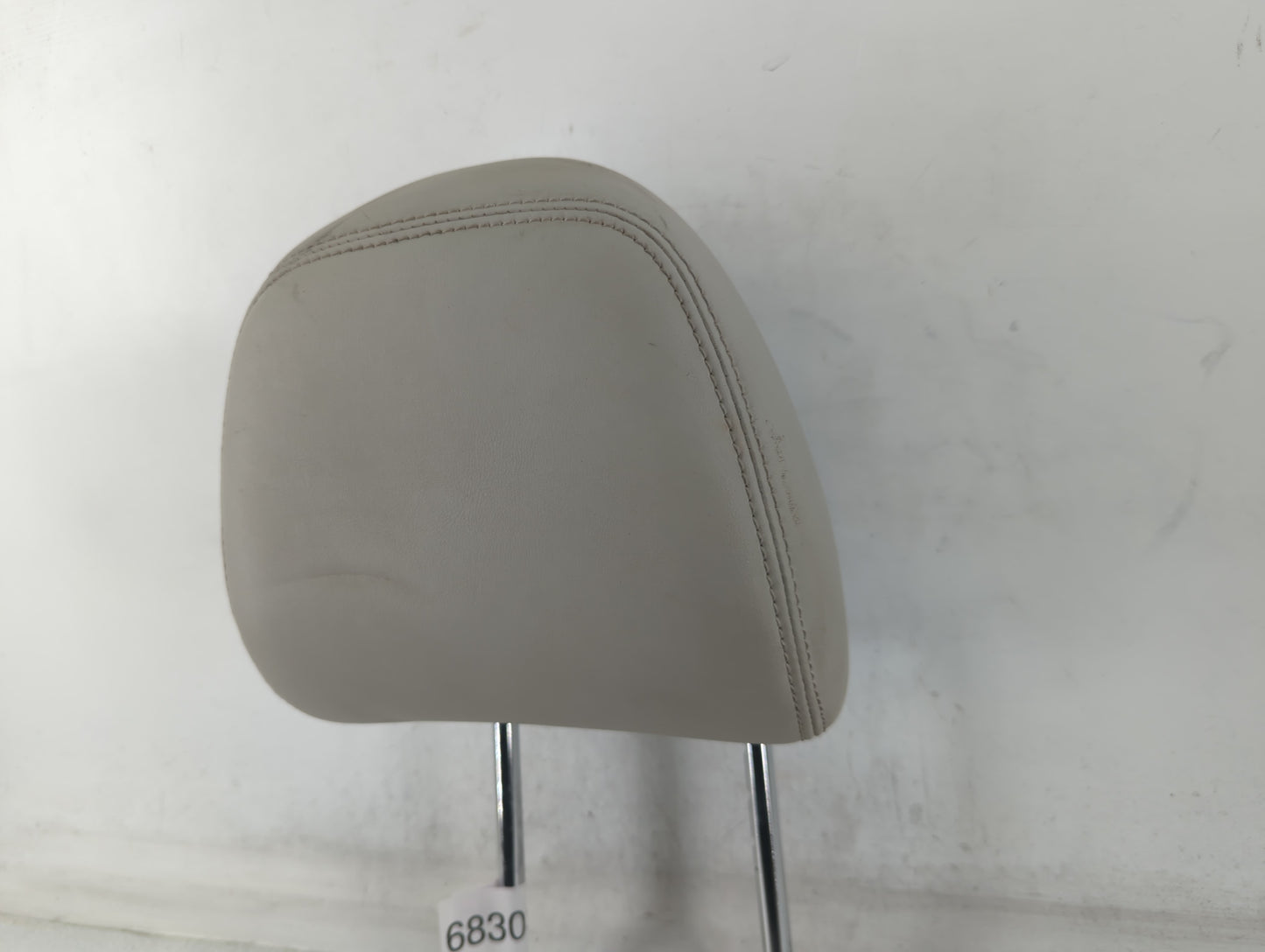 2016-2017 Infiniti Q50 Headrest Head Rest Rear Seat Cream - Oemusedautoparts1.com