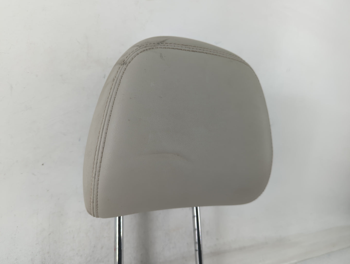 2016-2017 Infiniti Q50 Headrest Head Rest Rear Seat Cream - Oemusedautoparts1.com