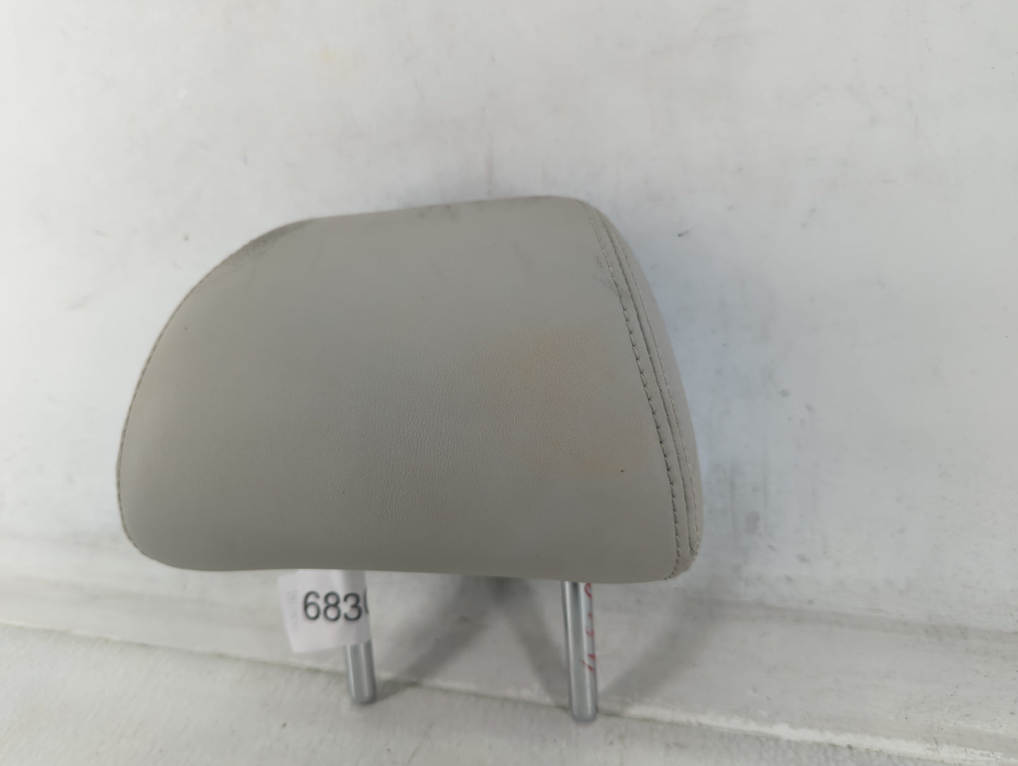 2017-2018 Infiniti Q50 Headrest Head Rest Rear Seat Ivory - Oemusedautoparts1.com
