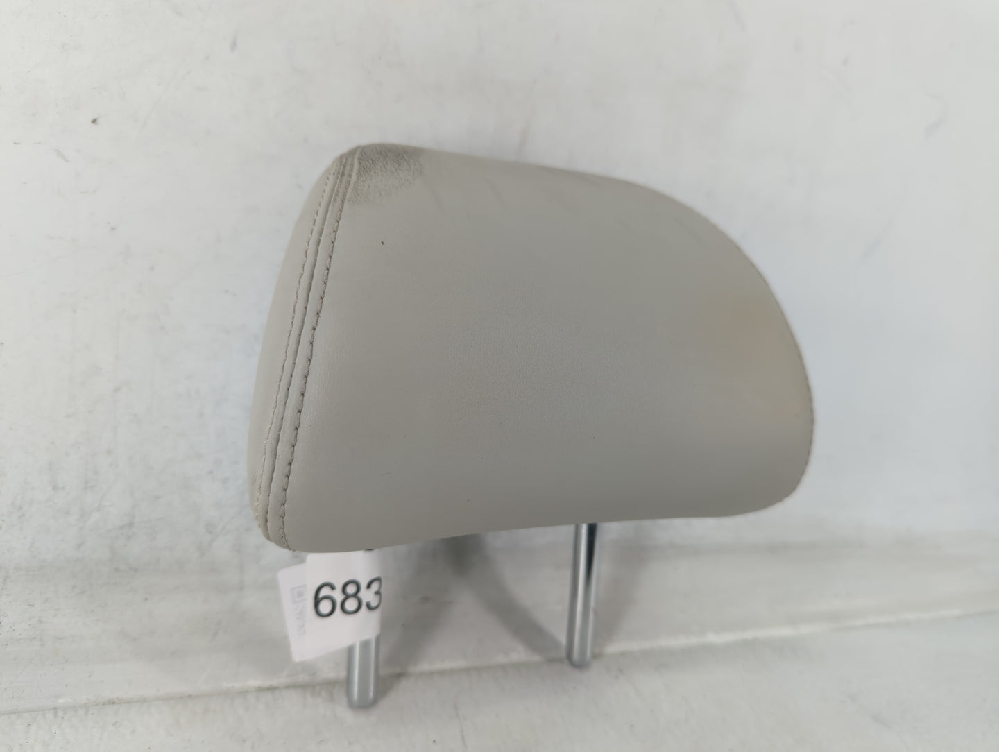2017-2018 Infiniti Q50 Headrest Head Rest Rear Seat Ivory - Oemusedautoparts1.com