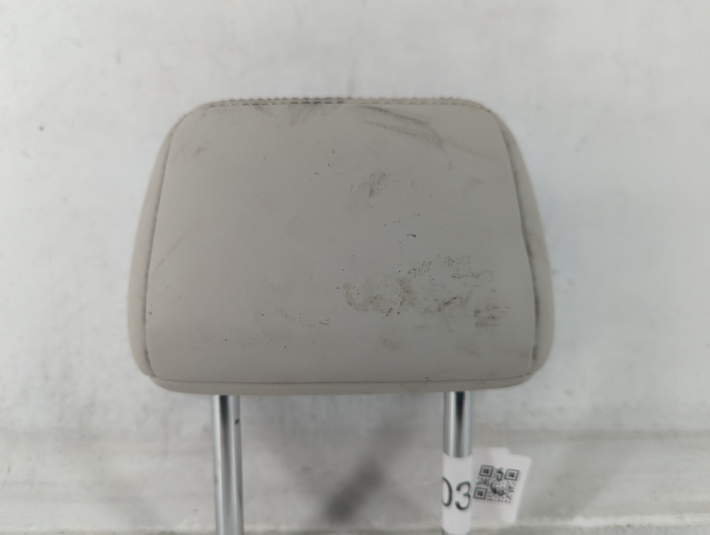 2017-2018 Infiniti Q50 Headrest Head Rest Rear Seat Ivory - Oemusedautoparts1.com