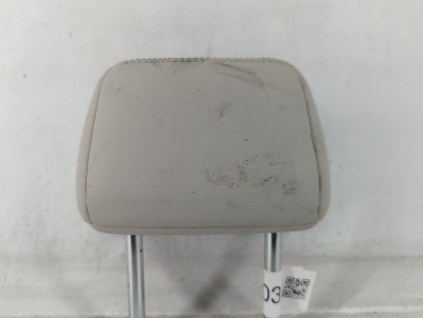 2017-2018 Infiniti Q50 Headrest Head Rest Rear Seat Ivory - Oemusedautoparts1.com
