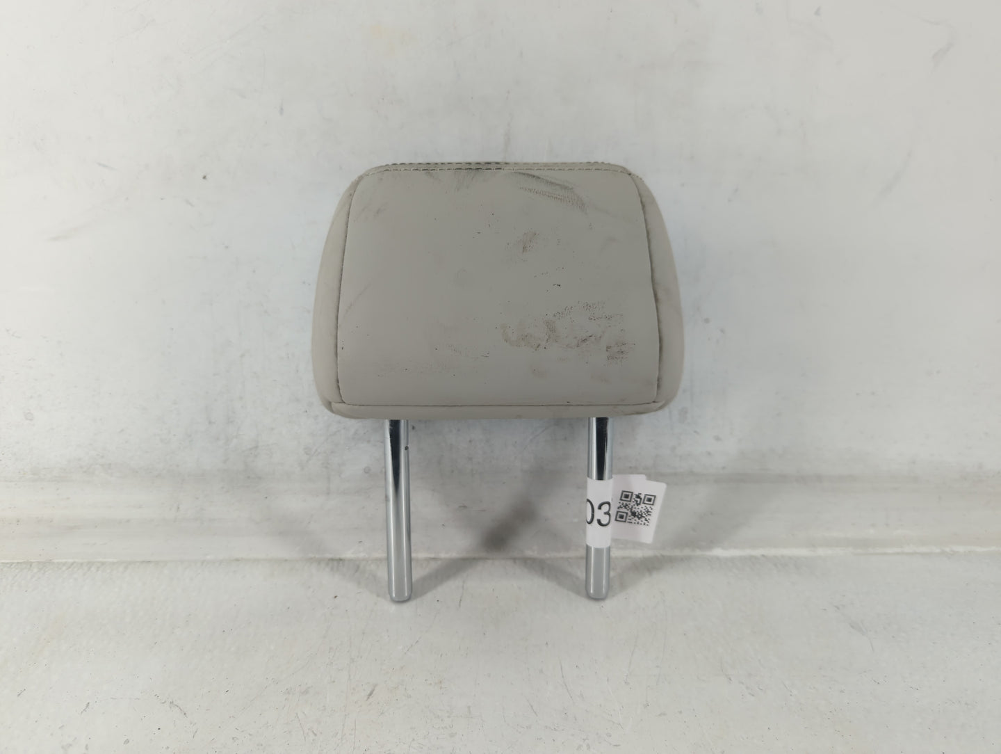 2017-2018 Infiniti Q50 Headrest Head Rest Rear Seat Ivory - Oemusedautoparts1.com