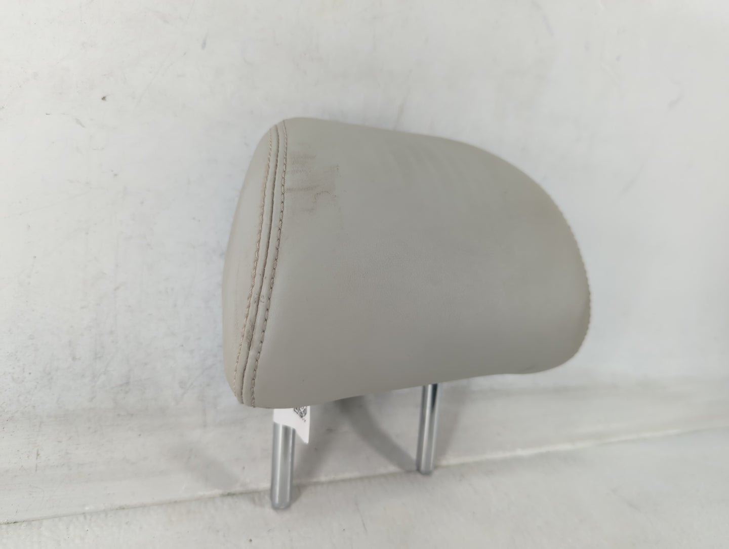 2016-2017 Infiniti Q50 Headrest Head Rest Rear Seat Ivory - Oemusedautoparts1.com