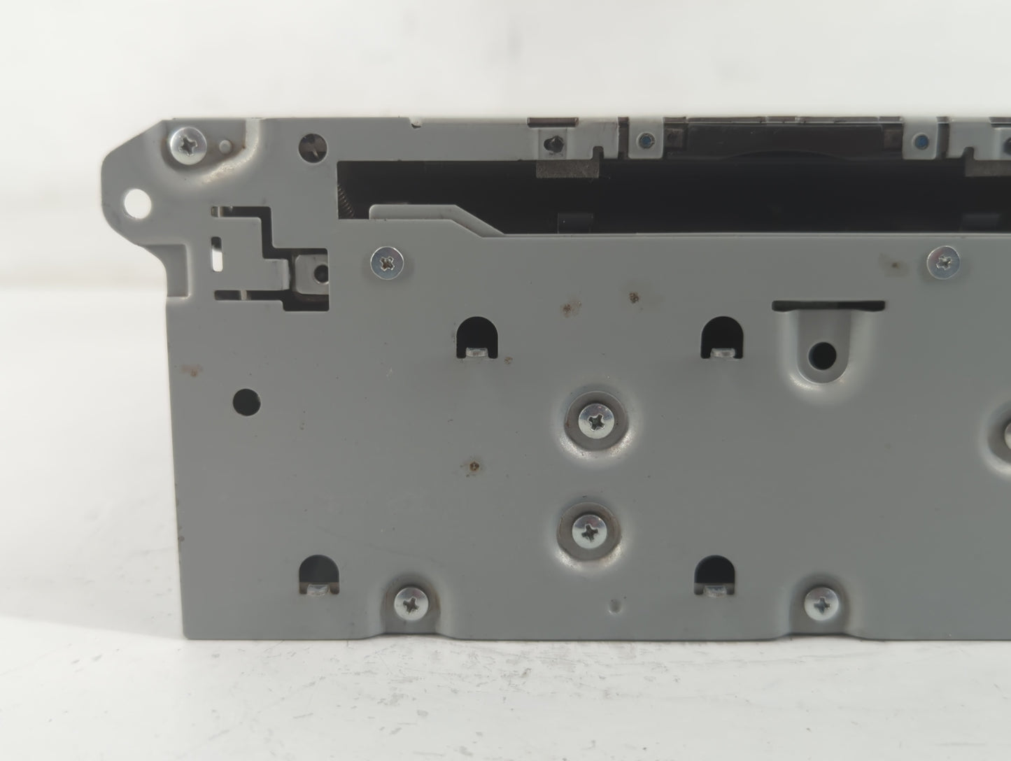 2016-2018 Infiniti Q50 Am Fm Cd Player Radio Receiver - Oemusedautoparts1.com