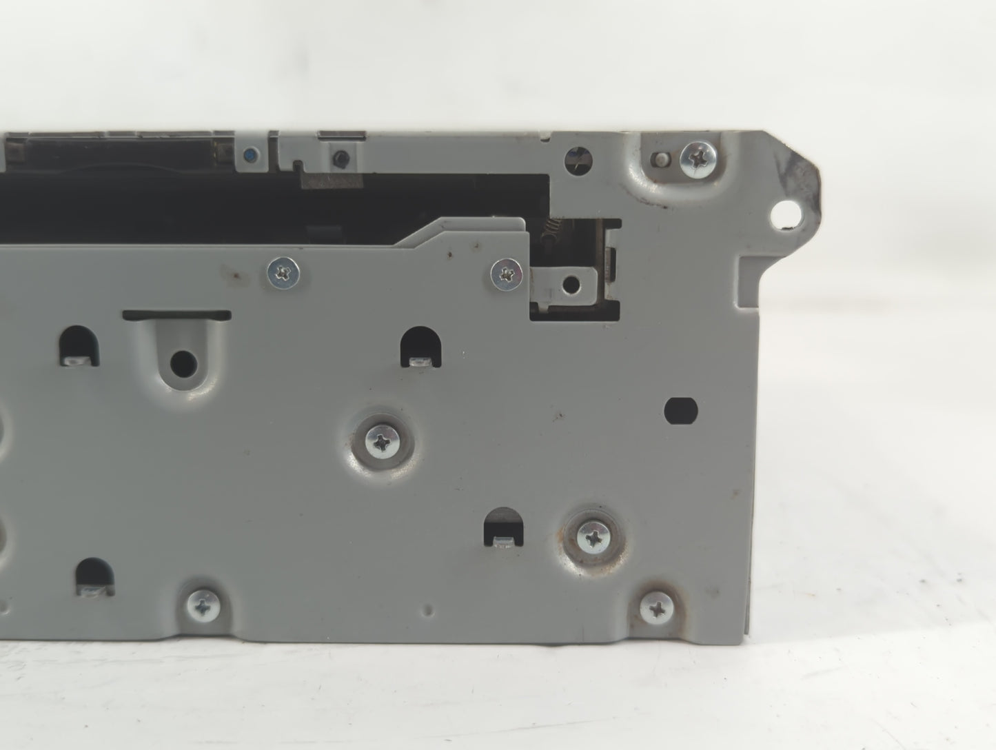 2016-2018 Infiniti Q50 Am Fm Cd Player Radio Receiver - Oemusedautoparts1.com
