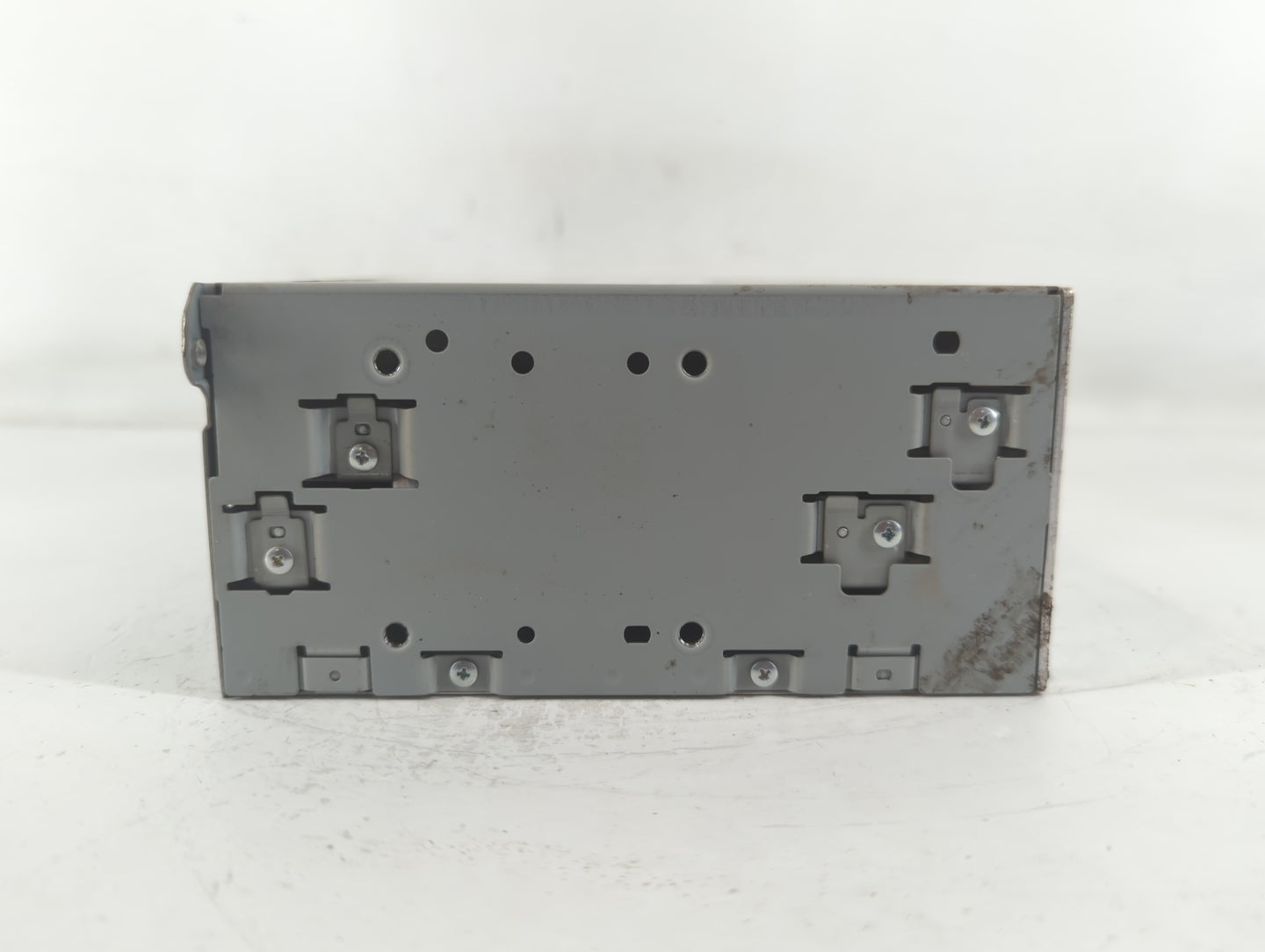 2016-2018 Infiniti Q50 Am Fm Cd Player Radio Receiver - Oemusedautoparts1.com